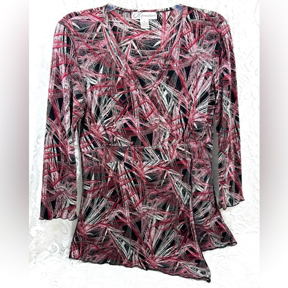 DRESSBARN Pleated Asysmetrical Hemline Women’s Blouse in Mauve Gray Black size M